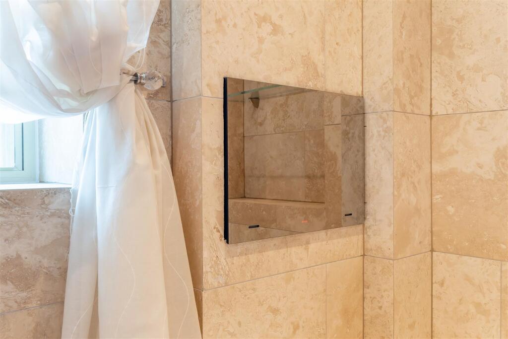 8654181-interior29.jpg