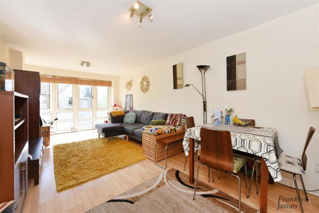 St David&#39;s Square (4).JPG