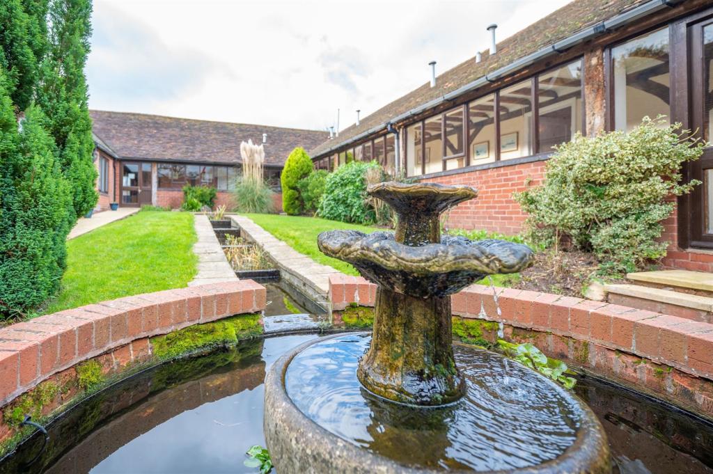 Courtyard Garden
