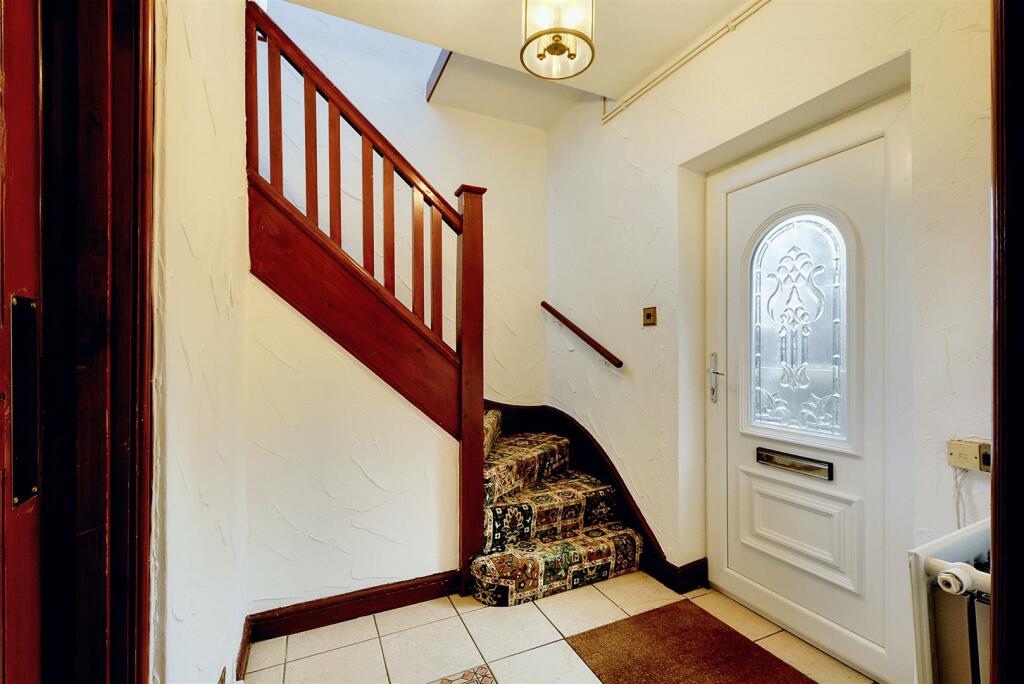 ENTRANCE HALL