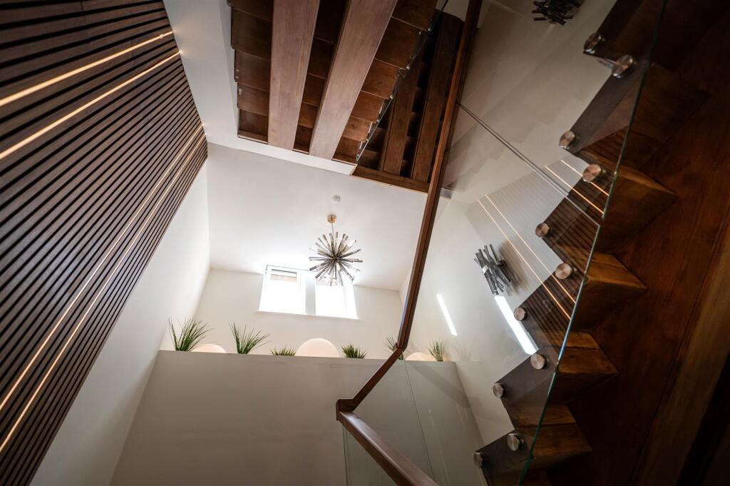 ImeldaPhoto_CromptonHouse_CommunalSpace25.jpg