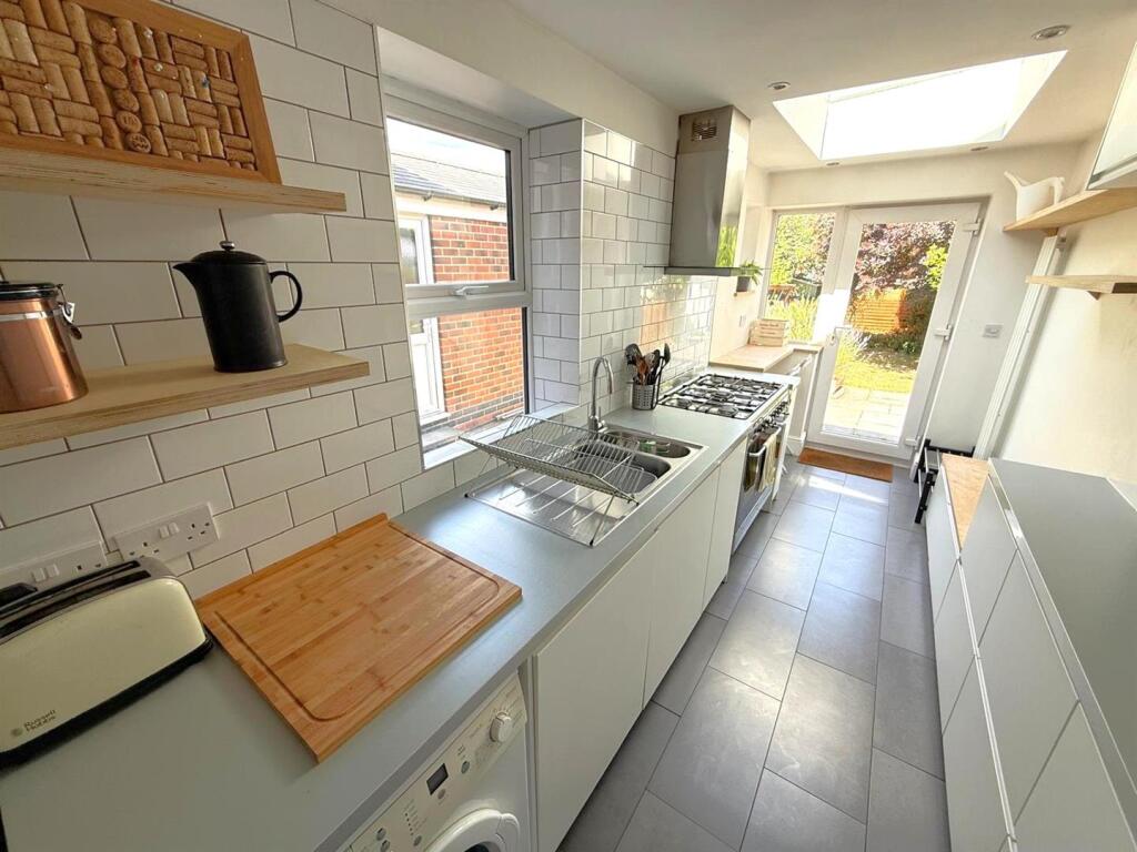 EXTENDED KITCHEN