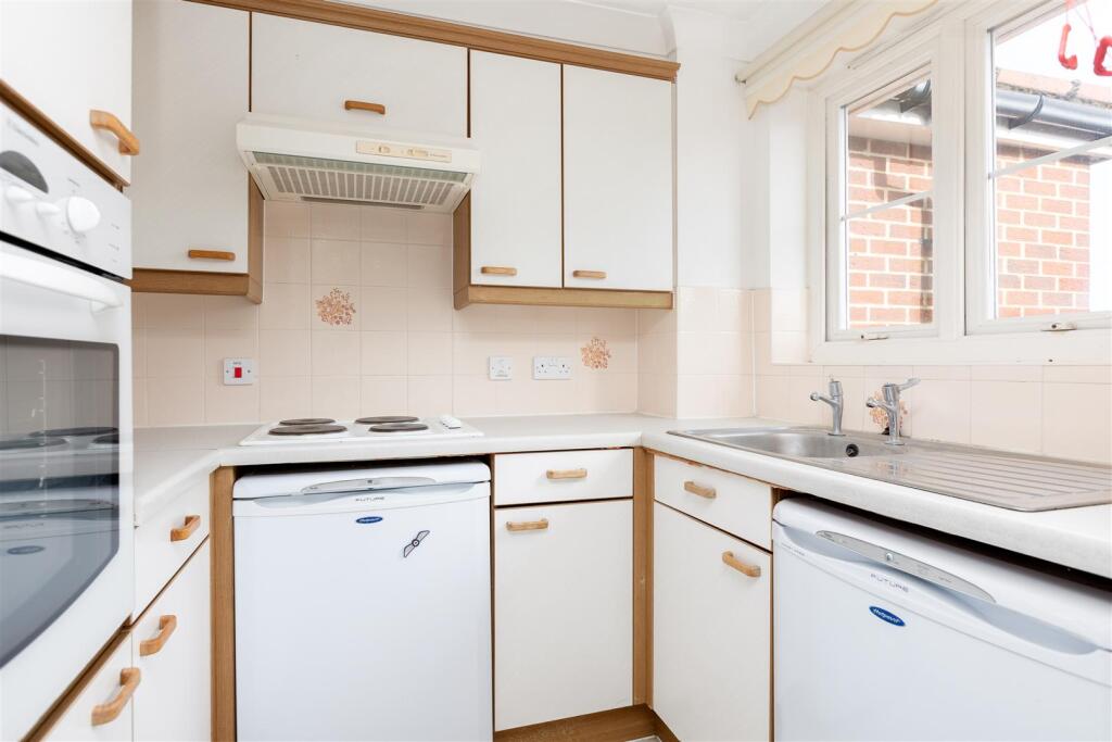 34 Bennett Court-3.jpg