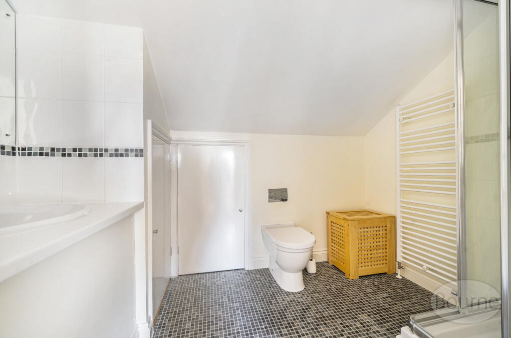 b50a5db3-a06f-43a...