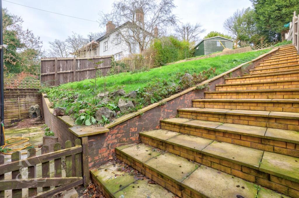 26 Vicarage Road (19).jpg