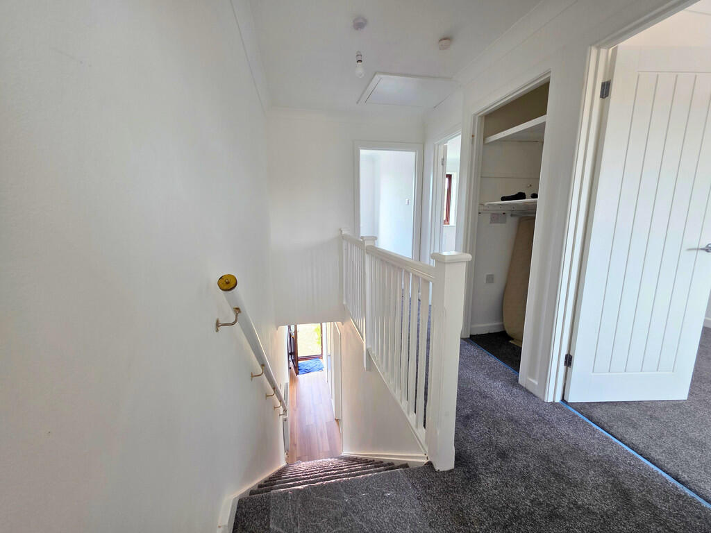 1a1db224-e4d7-41f...