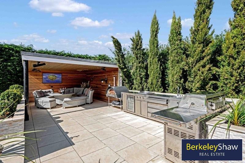 a3e89e81--4318-BCE2-650AD447961E-41112-000005DB1EA