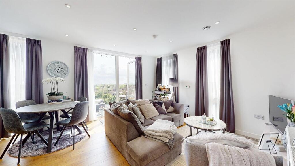 67feb3c946fe02252ddba9a7_214aaa780c707f8e4d37c0c44