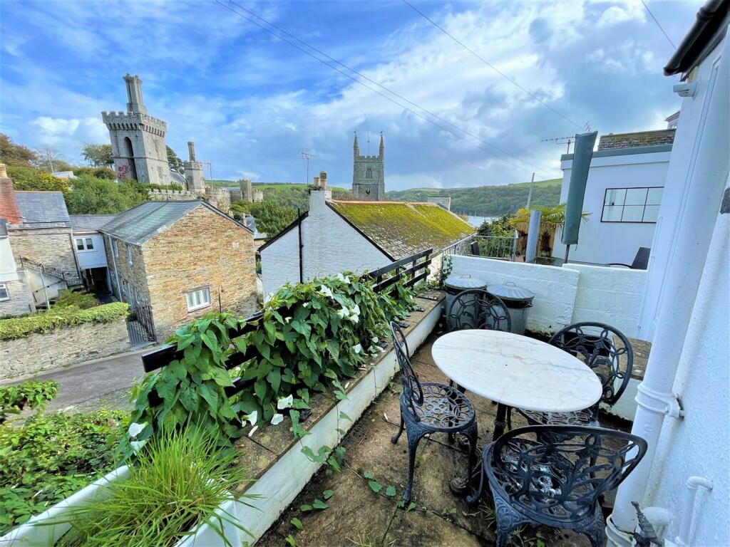 Outside Courtyard.JPG