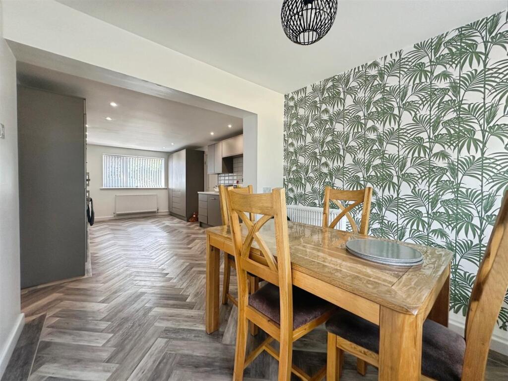 8f16af6e--413D-935F-B338F1CA39C2-97513-00001F0E5FF