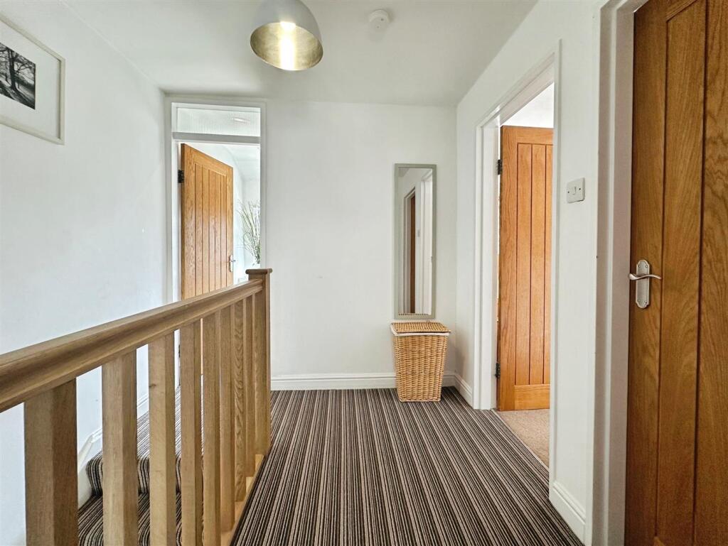 90ac950a-2-4007-A47F-A176B4257E6D-9201-0000028FA5B