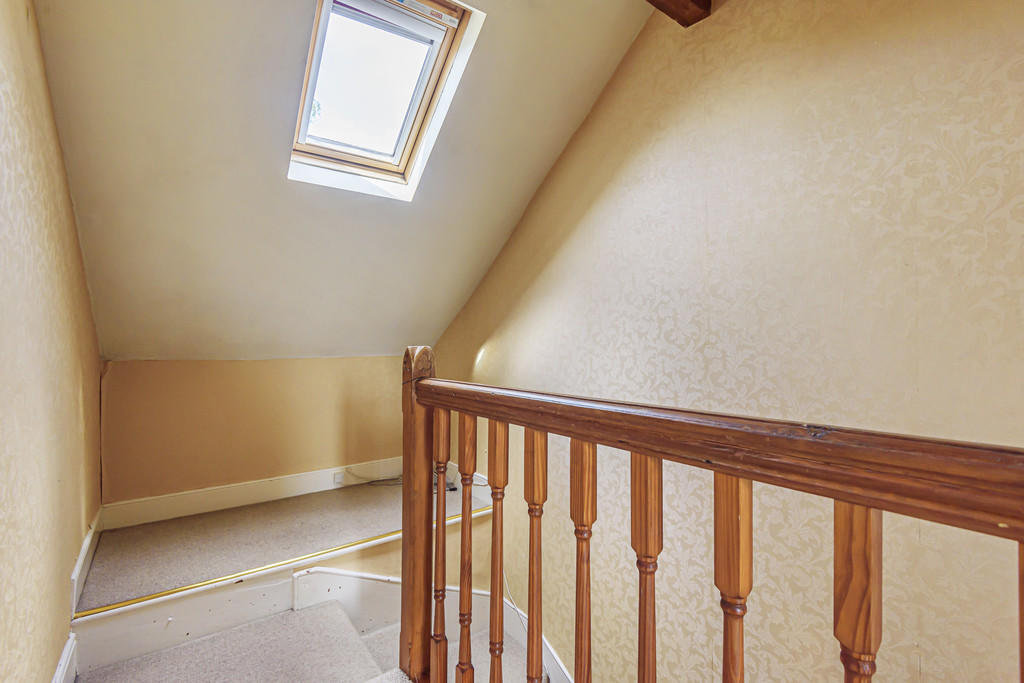 Second Floor Land...