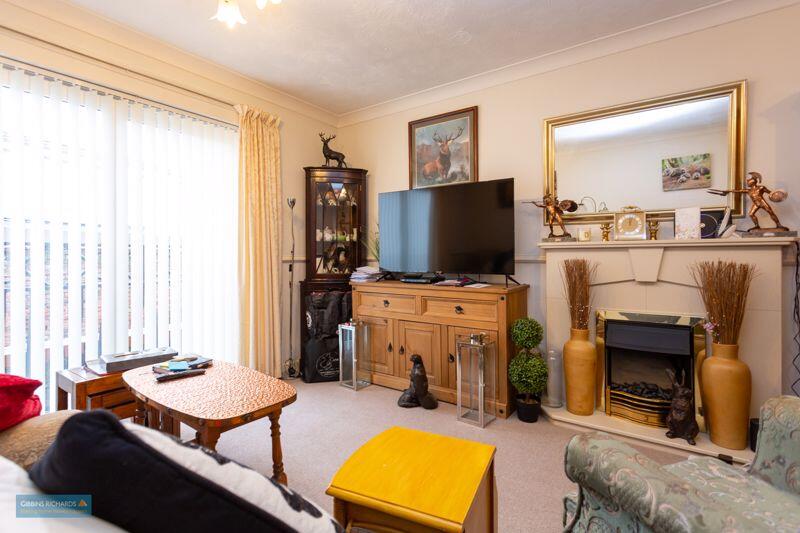 Sitting/Dining Room