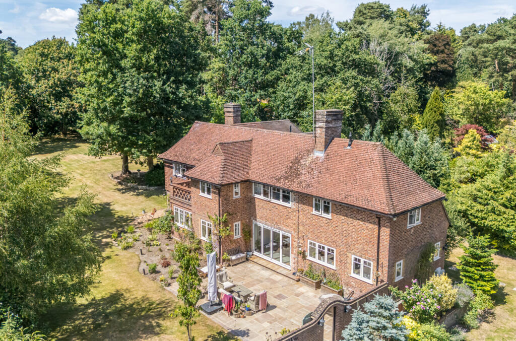 1318756-6-6867fad...