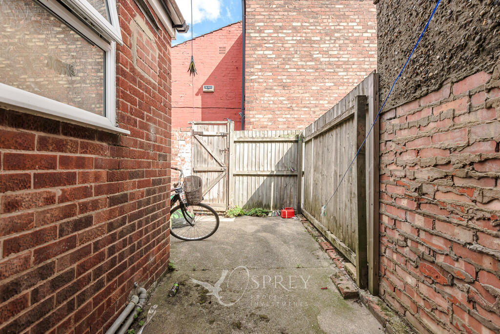 189-Belmont-St-01...