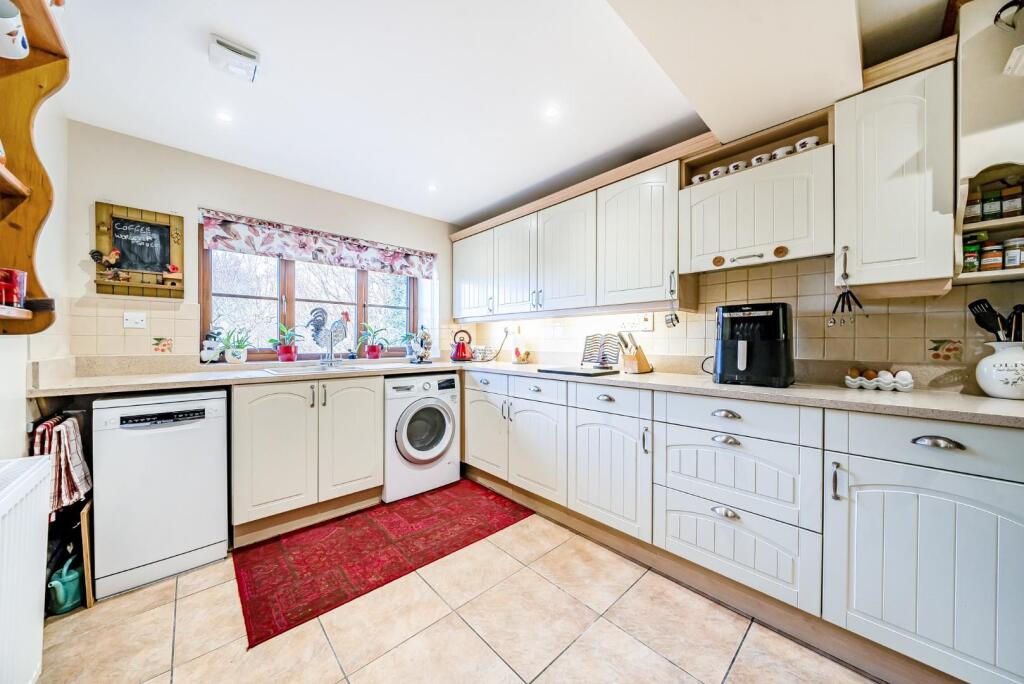 Kitchen.jpg