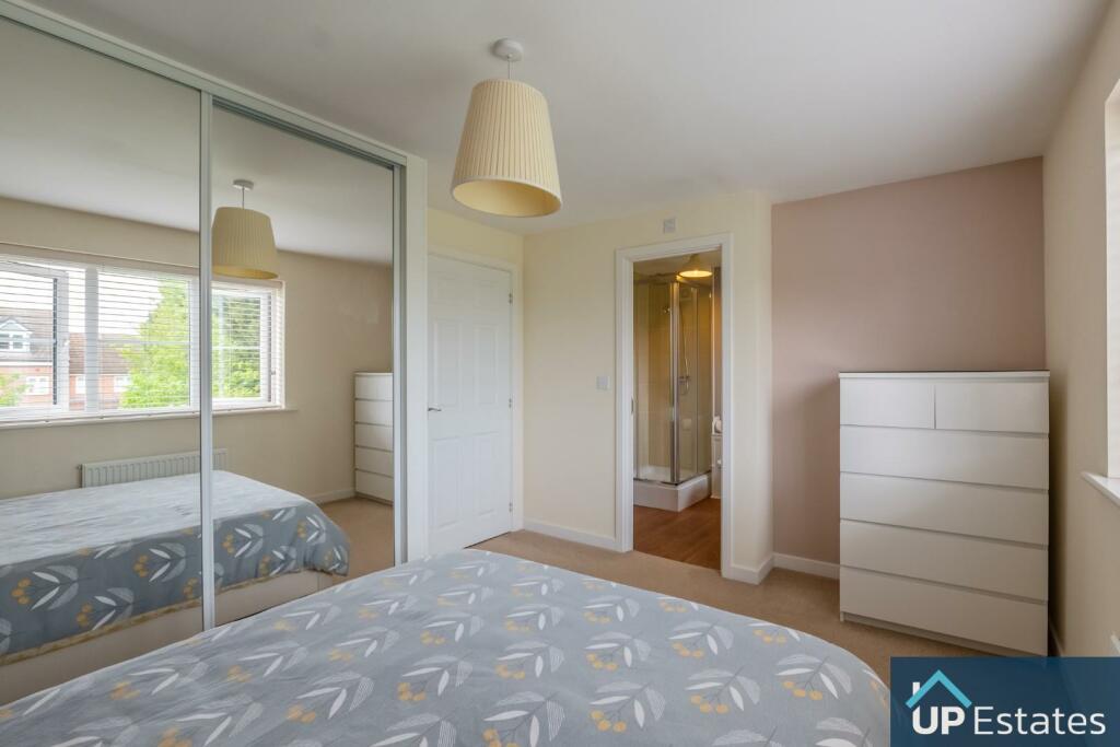 bedroom.jpg