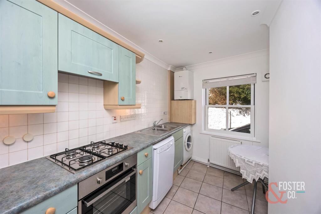 Medina Place, 4_010.JPG