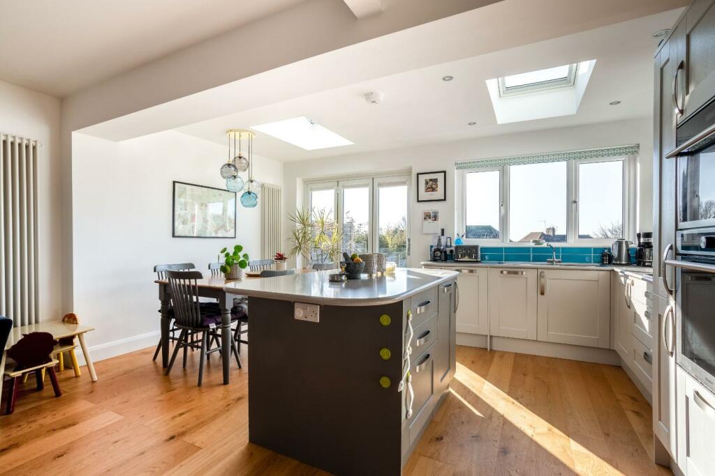 43 Gleton Avenue-10.jpg