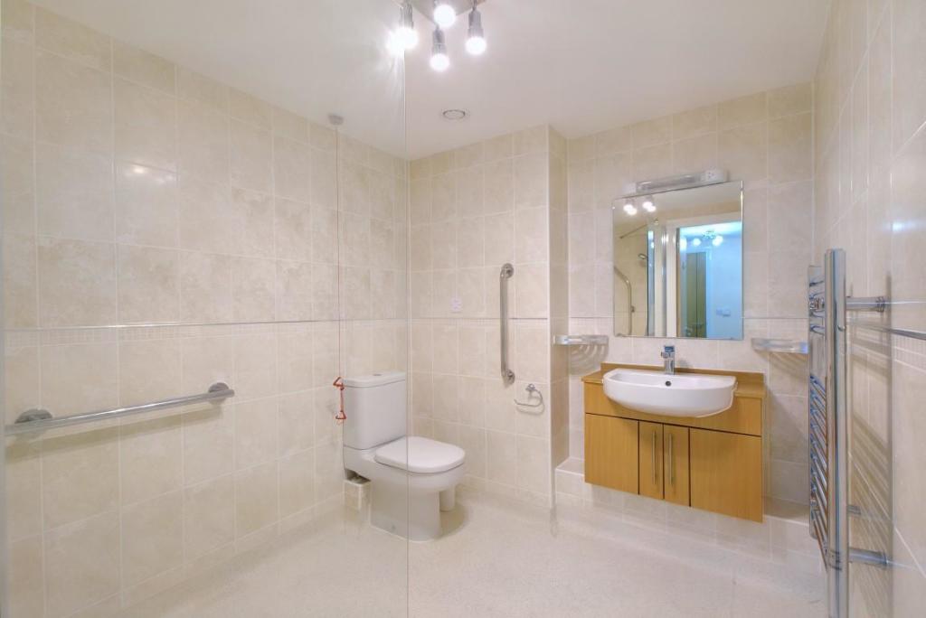 8531114-interior21 (Medium).JPG