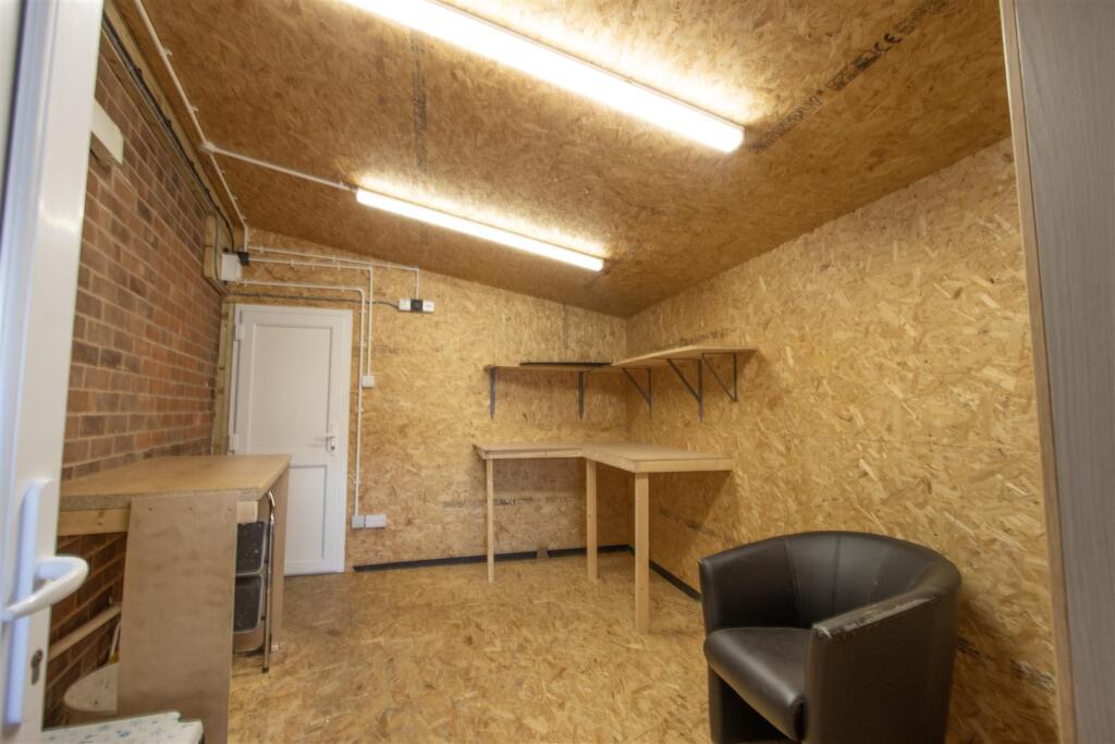 Lean-To