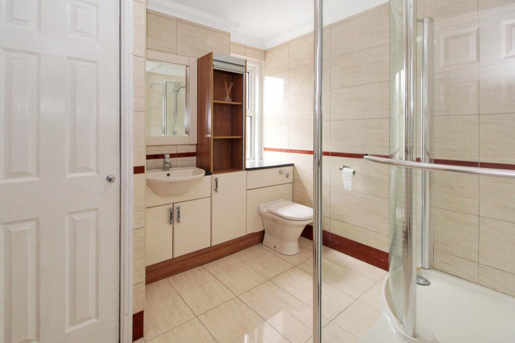 Main Shower Room