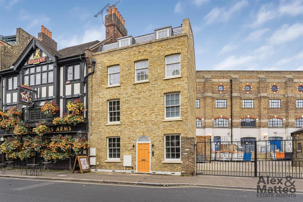 Rotherhithe Street