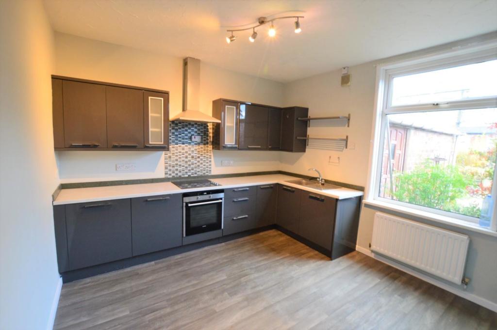 kitchen new.jpg