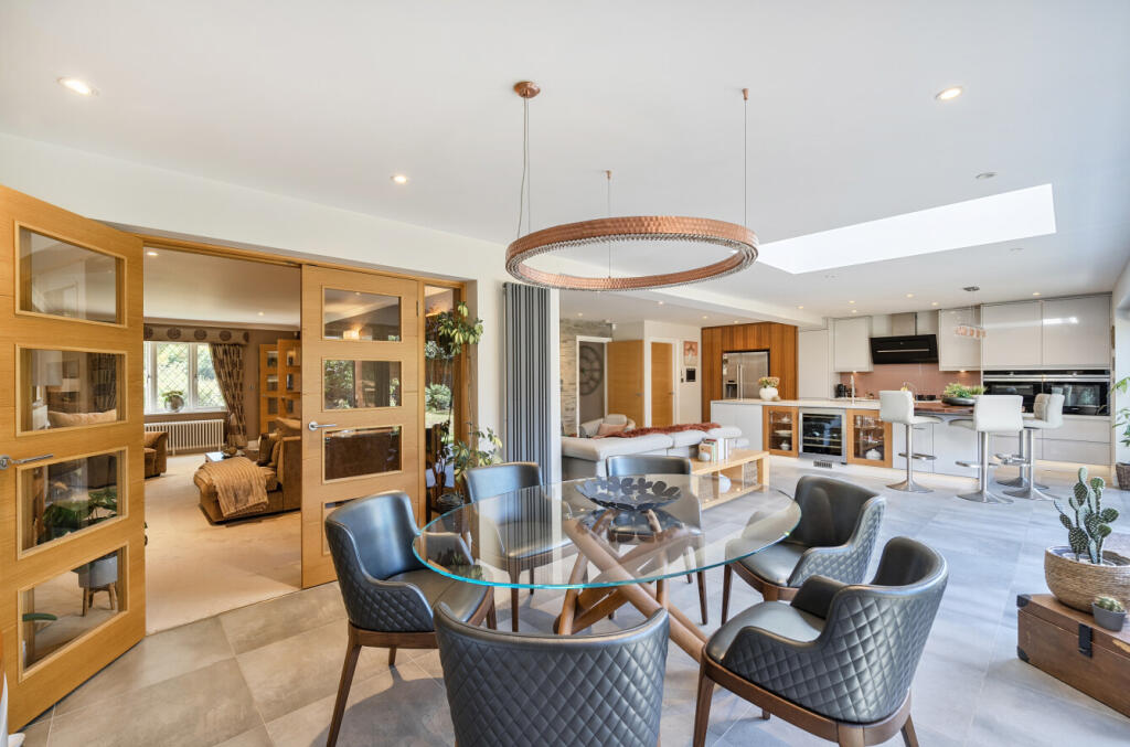 1348674-18-68bf11...