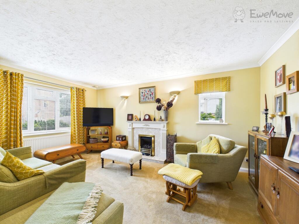 CAM03640G0-PR0056-STILL008