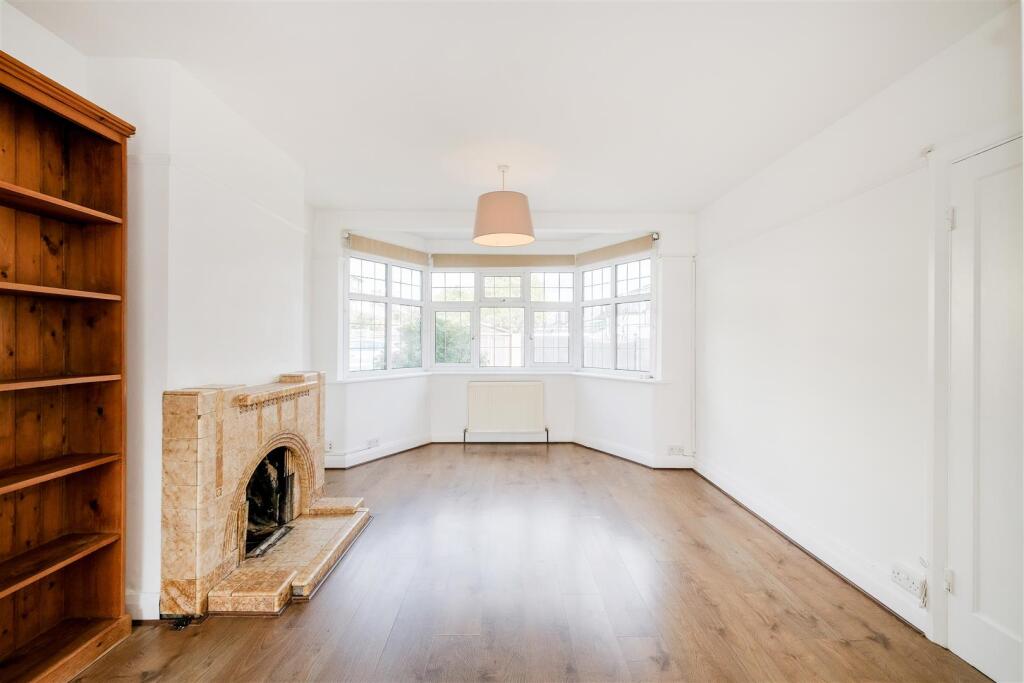 8 Eaton rise-19.jpg