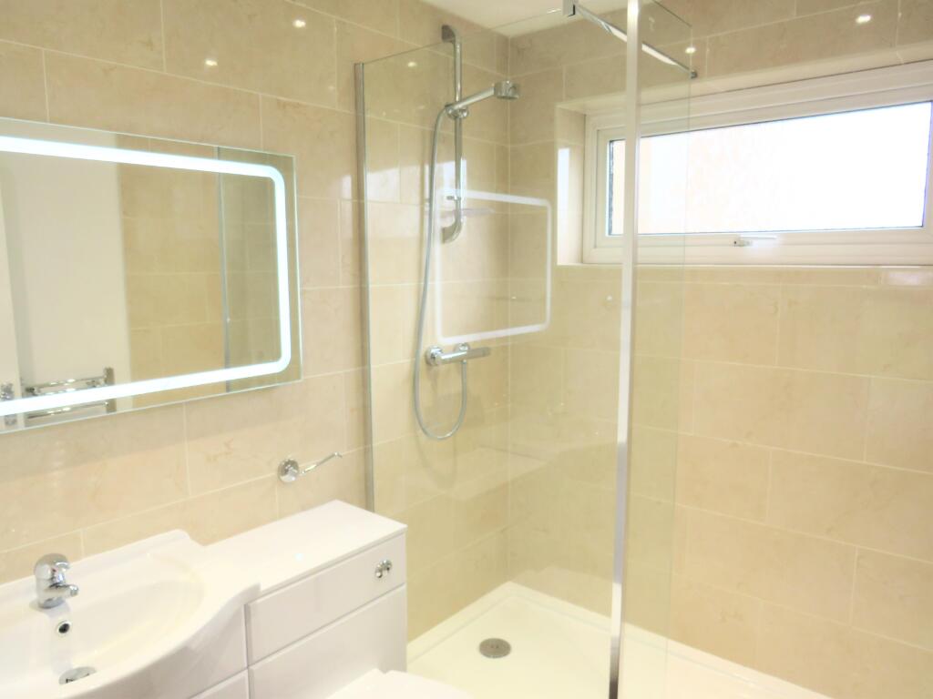 En-suite Bathroom