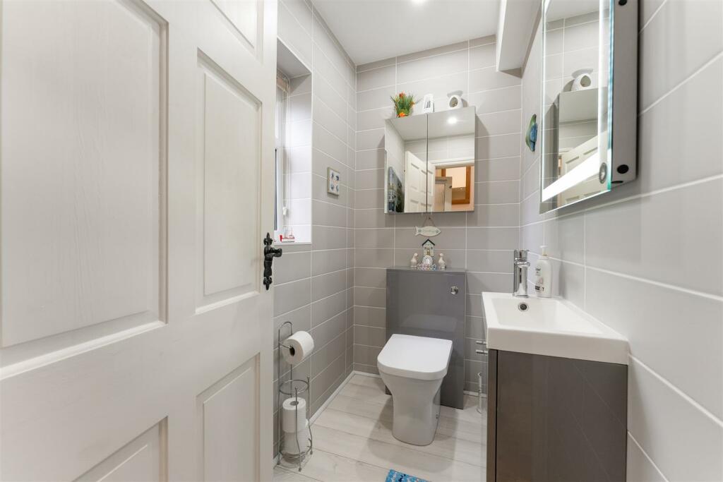 256 Mill Lane, Dorridge, B93 8NU_17.jpg