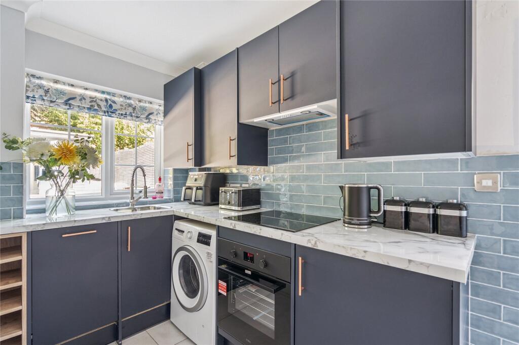 Second Kitchen