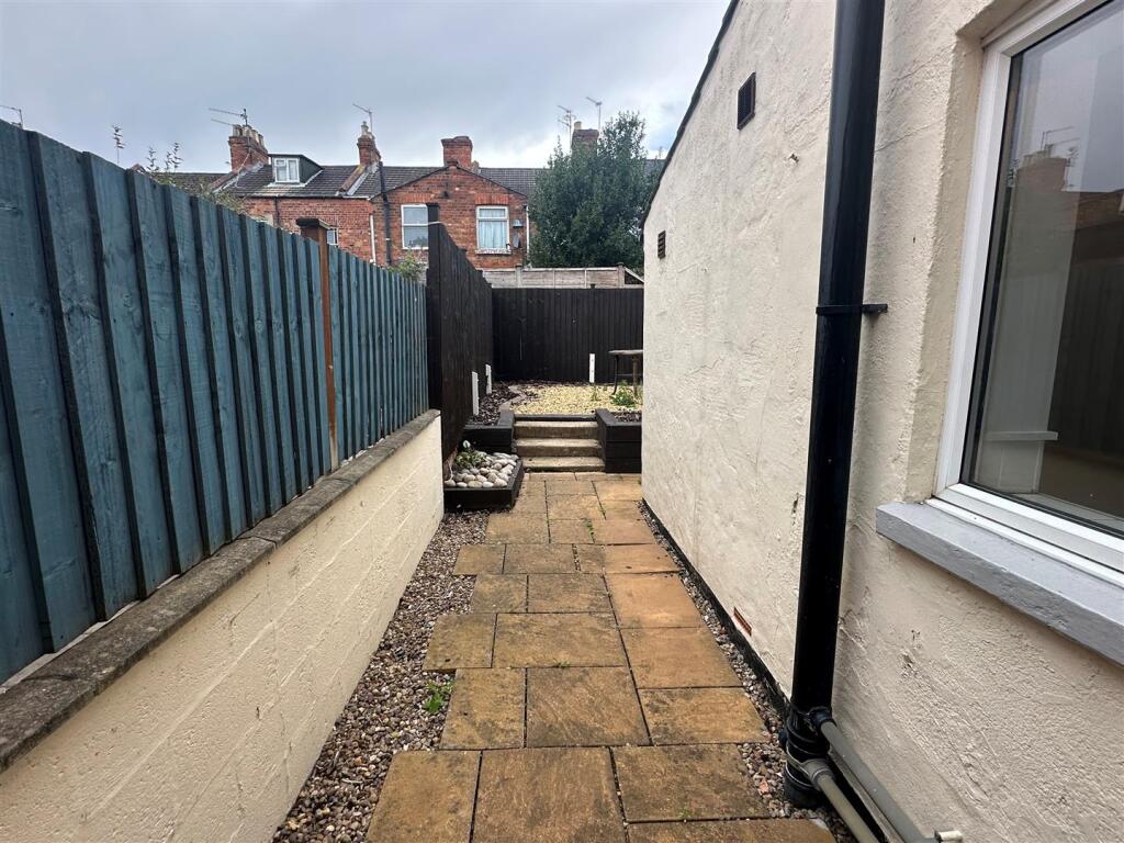 Garden 3.jpg