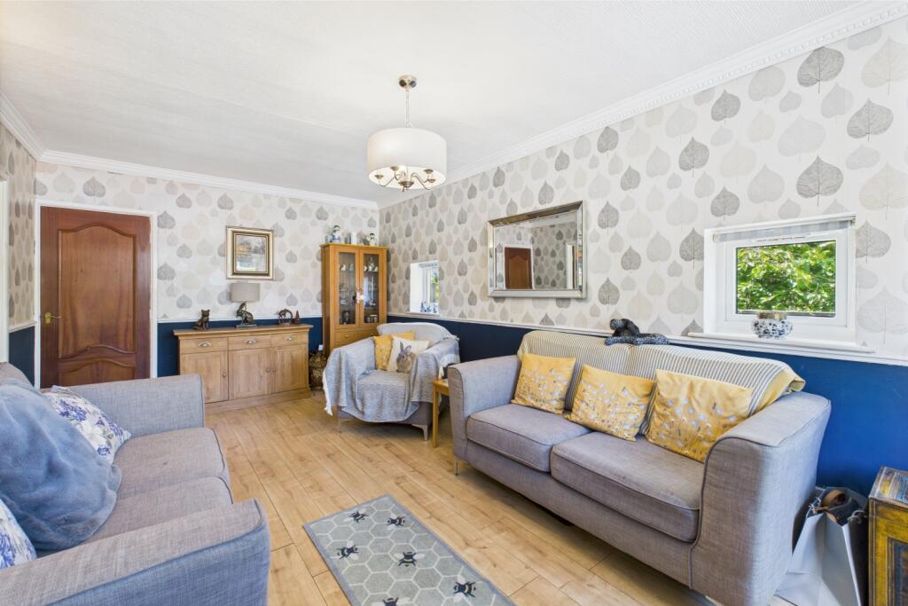 CAM03162G0-PR0265-STILL009