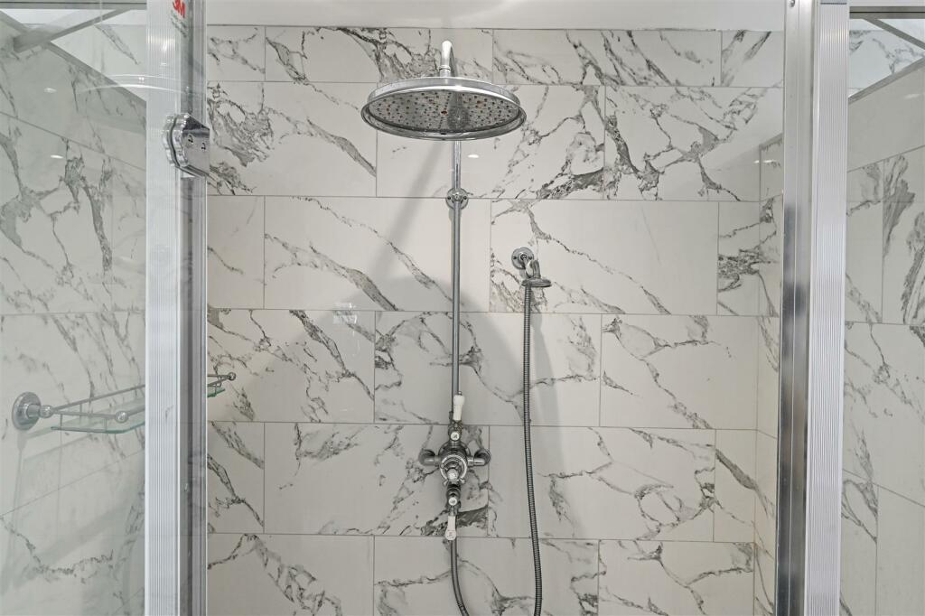 En-Suite Shower Room / Dressing Room
