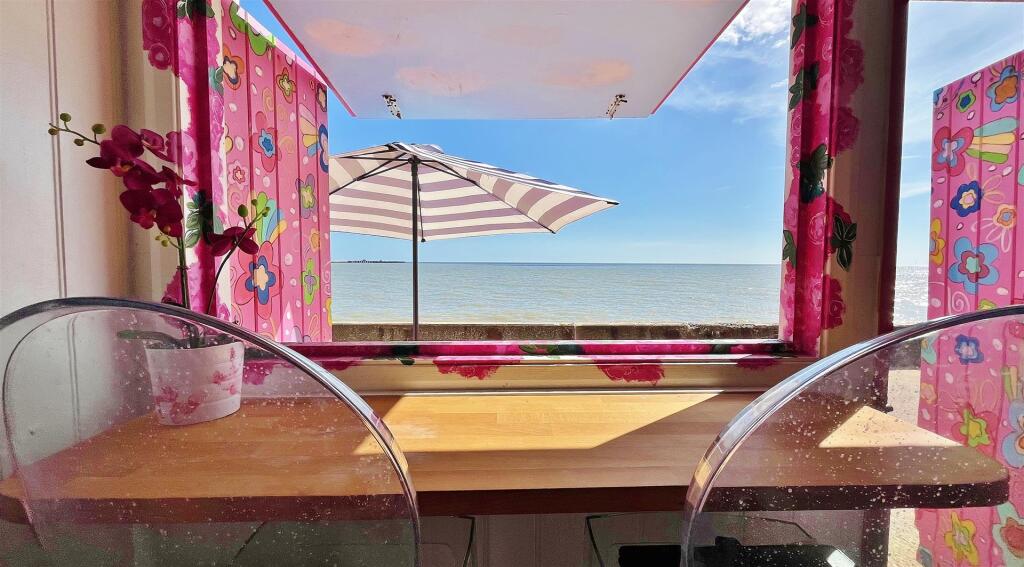 Beach Hut