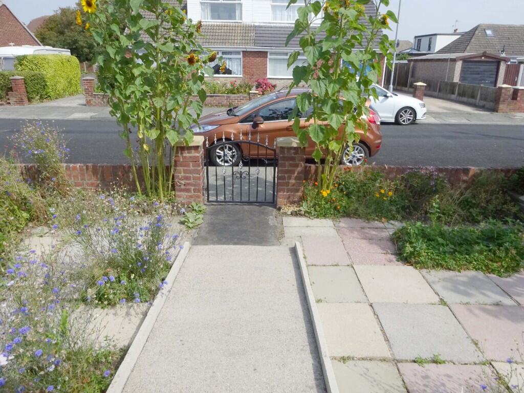 Garden Front