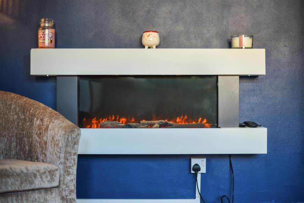 Fireplace.jpg