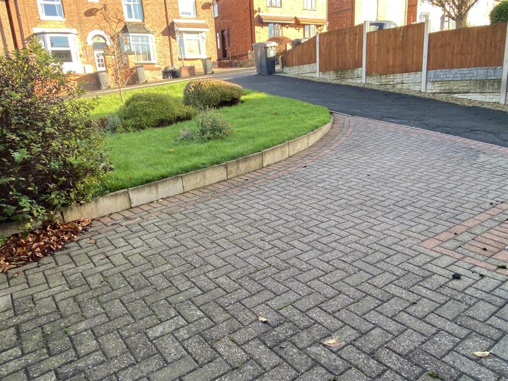 Additional block paved area