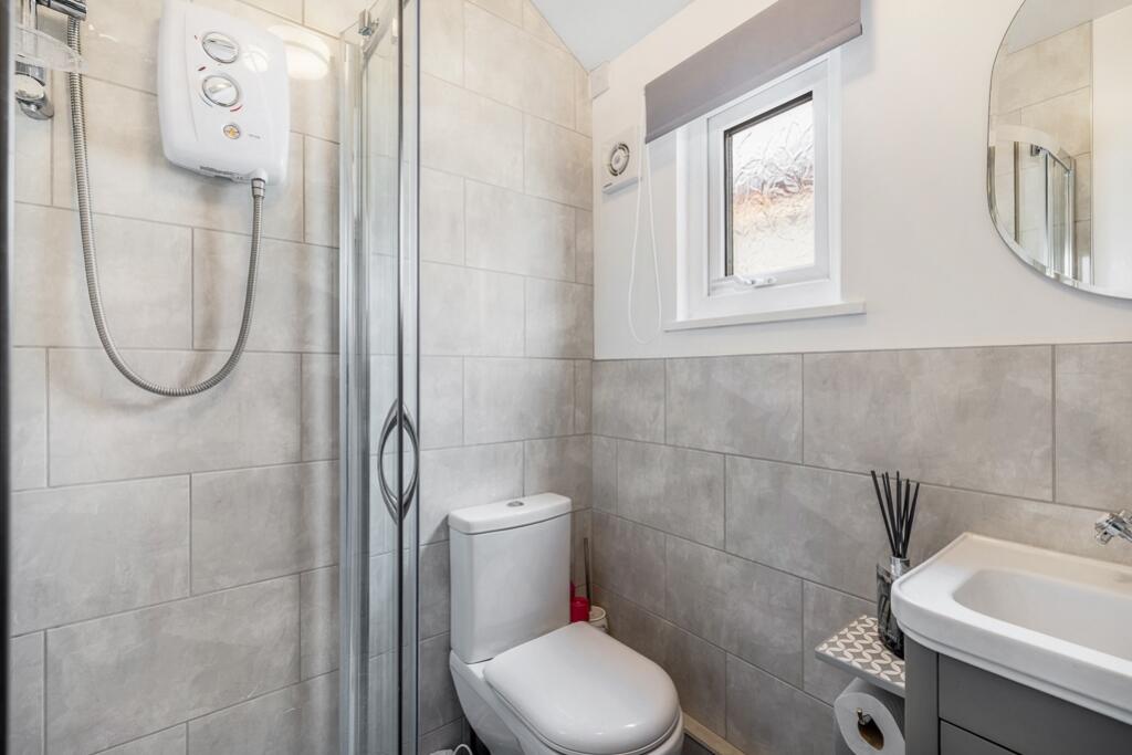 61 Rosebery Avenue (Boston)-27