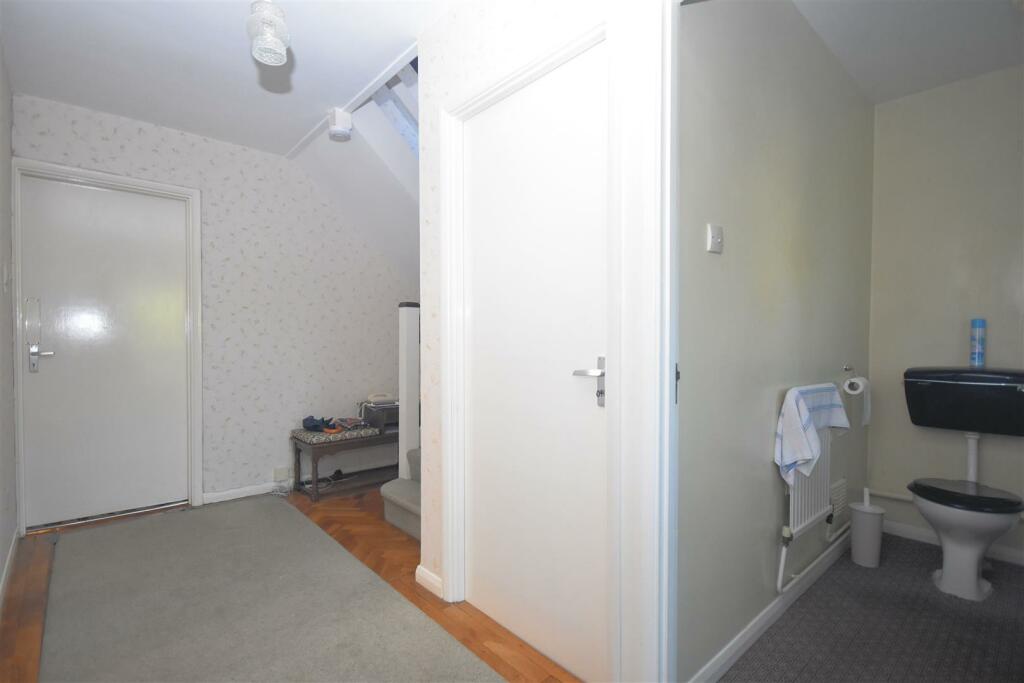 Hallway.jpg