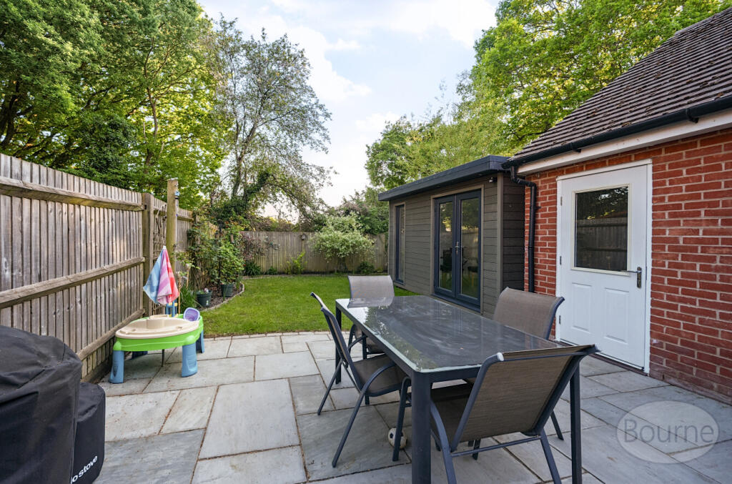 ffee525a-d26e-413...