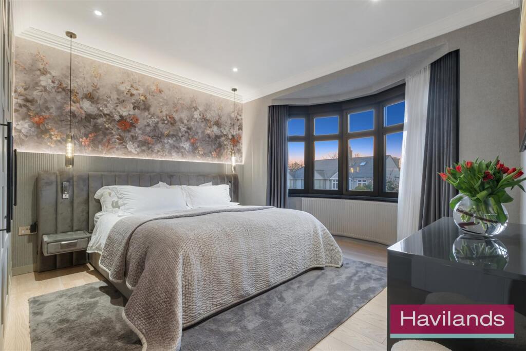 Queen Annes Grove-10.jpg