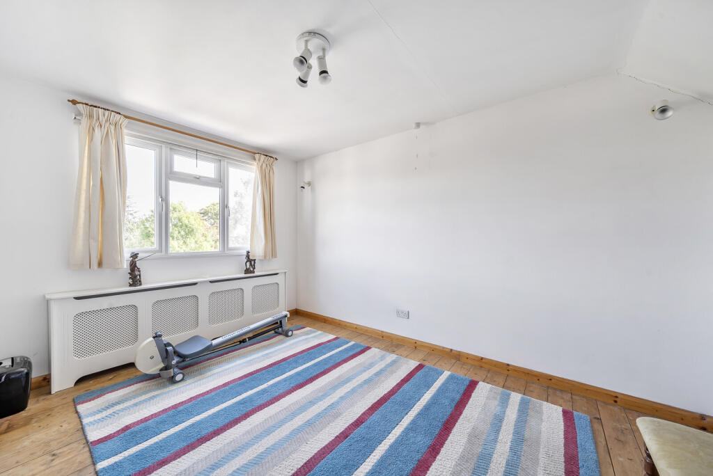 1349209-21-68bed4...