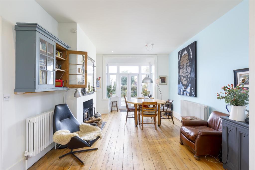 Living/Dining room