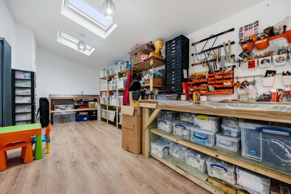 Bedroom 4 / Workshop