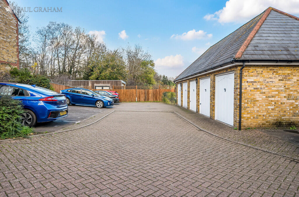 80e8e907-0c2f-48c...