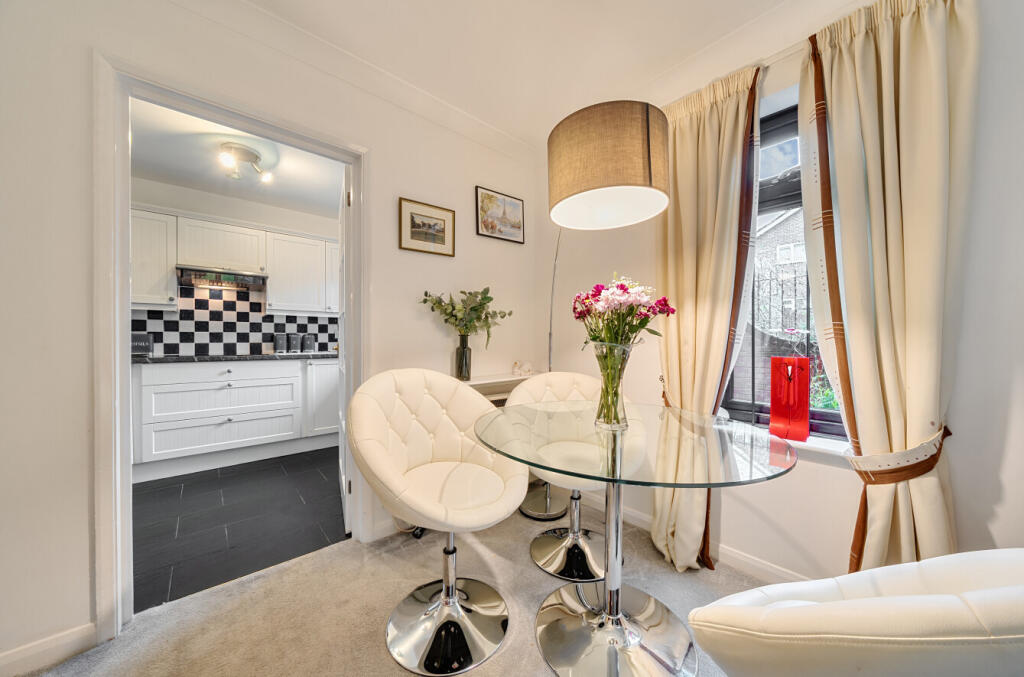 1374308-9-690491b...